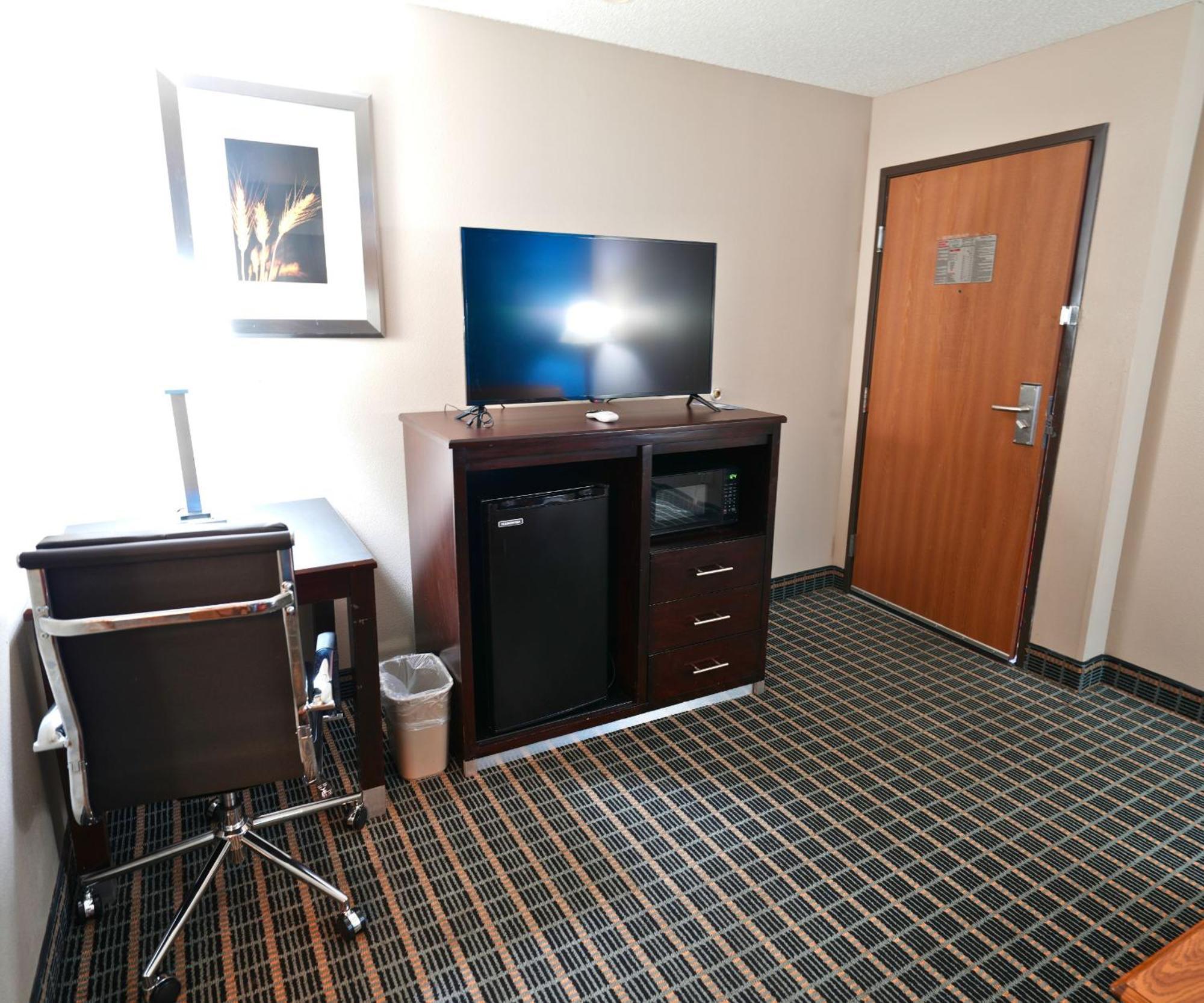 Baymont By Wyndham Marshalltown Exterior foto